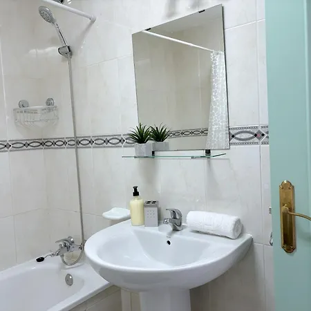 Urb Colina Park Con Piscina Apartment *
