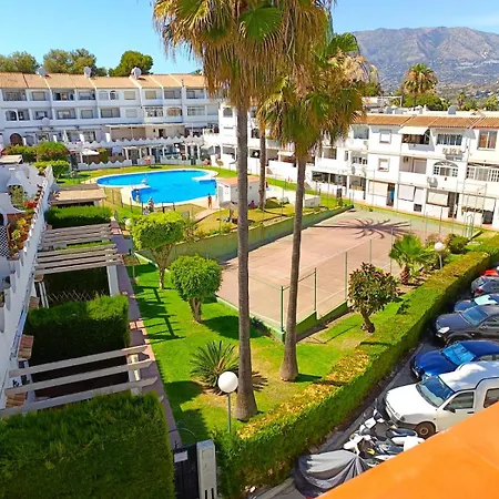 Urb Colina Park Con Piscina